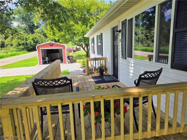 801 Heather Place, Belpre, OH 45714