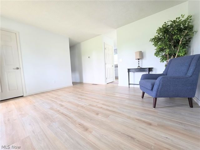 801 Heather Place, Belpre, OH 45714