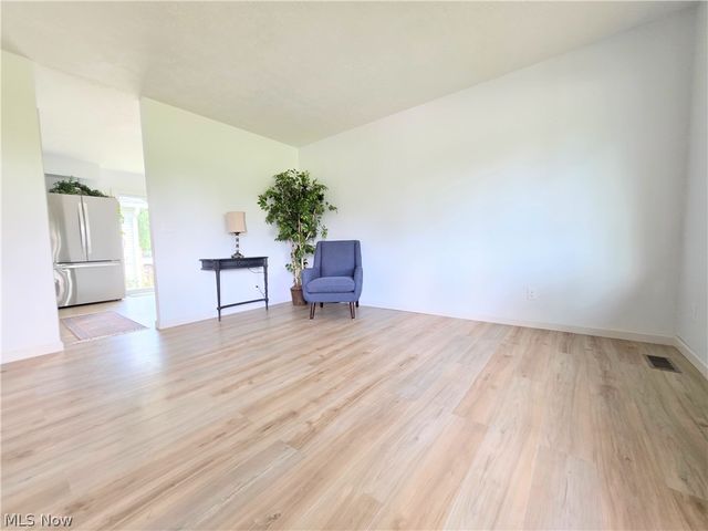 801 Heather Place, Belpre, OH 45714
