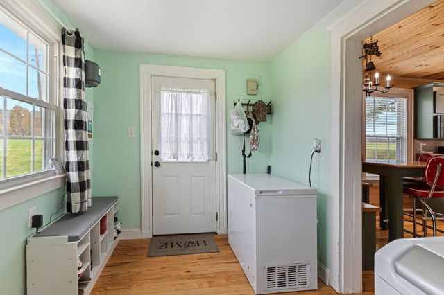 5867 Borthick Rd, Springfield, TN 37172