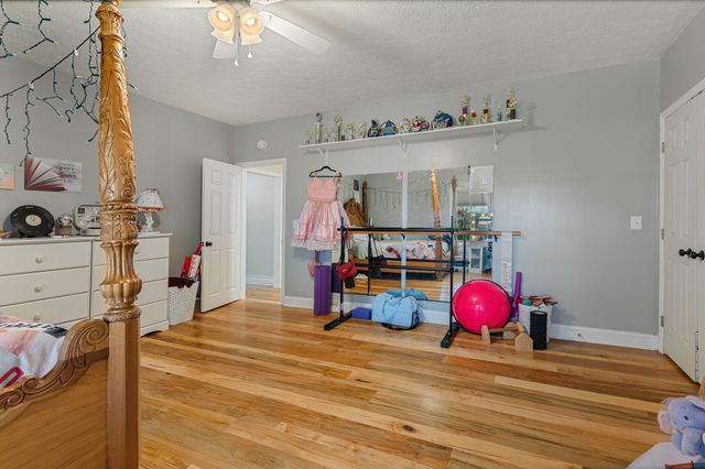 5867 Borthick Rd, Springfield, TN 37172