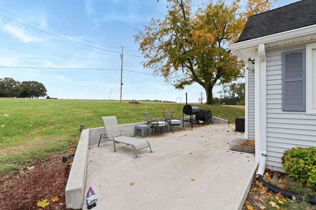 5867 Borthick Rd, Springfield, TN 37172