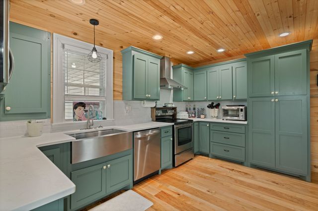 5867 Borthick Rd, Springfield, TN 37172