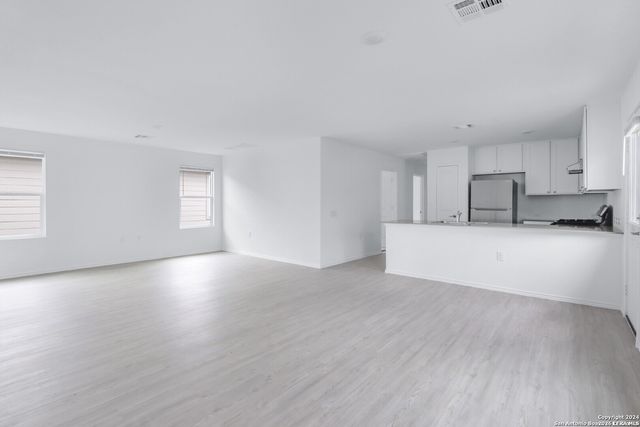 4442 Grassland Pass, San Antonio, TX 78222