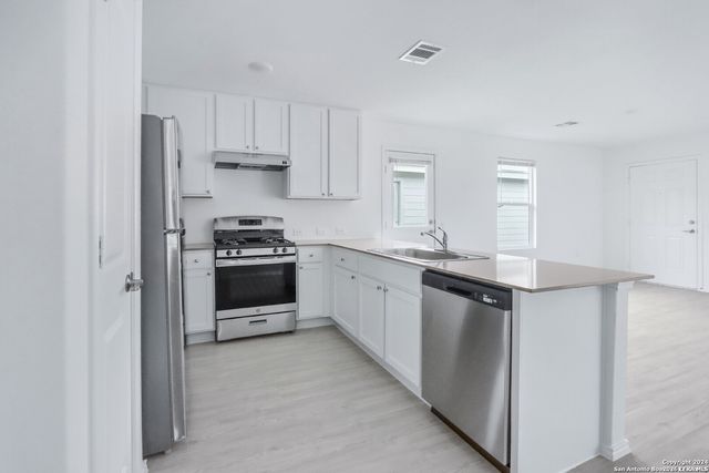 4442 Grassland Pass, San Antonio, TX 78222