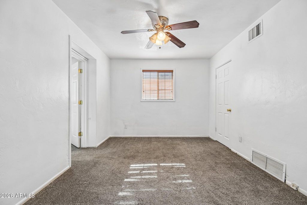 Image 21 of property listing at 1509 E 3rd Avenue, Mesa, AZ 85204