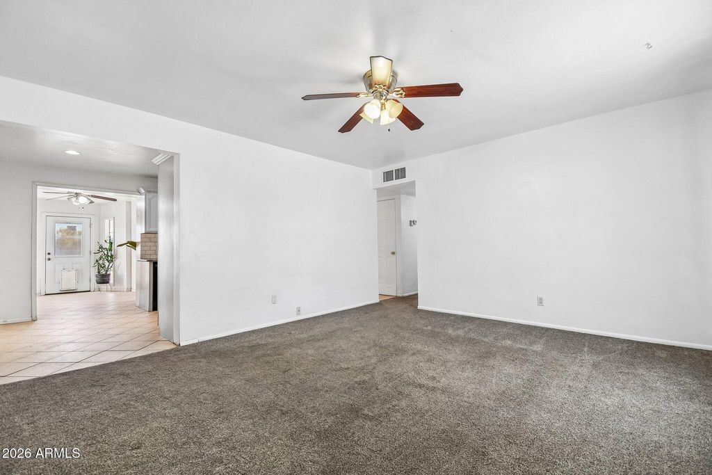 Image 5 of property listing at 1509 E 3rd Avenue, Mesa, AZ 85204