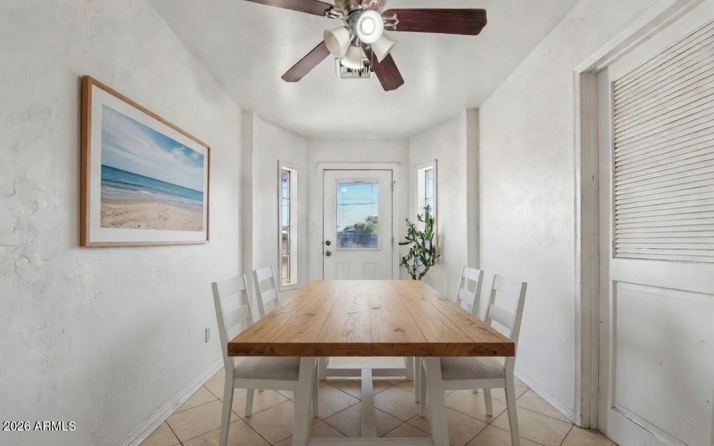 Image 6 of property listing at 1509 E 3rd Avenue, Mesa, AZ 85204