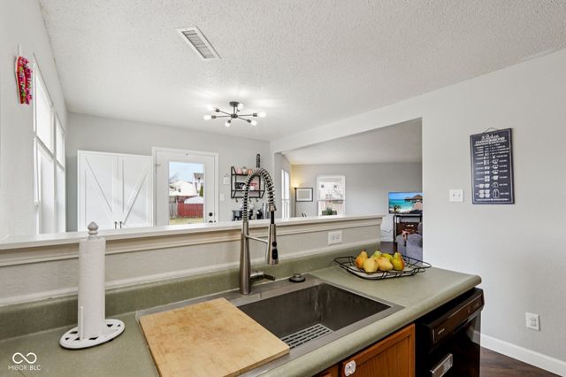 5724 Apple Branch Court, Indianapolis, IN 46237