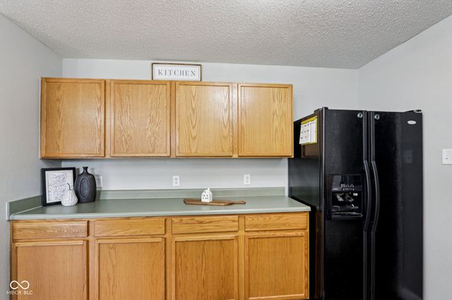 5724 Apple Branch Court, Indianapolis, IN 46237