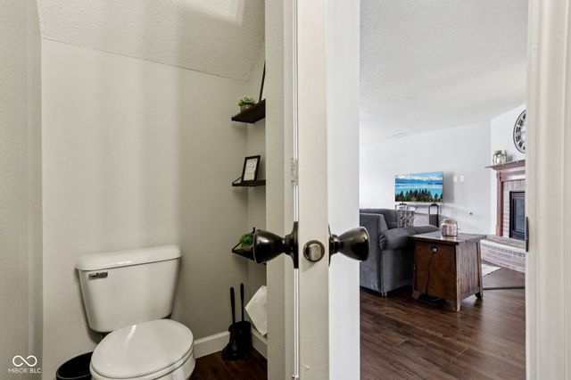 5724 Apple Branch Court, Indianapolis, IN 46237