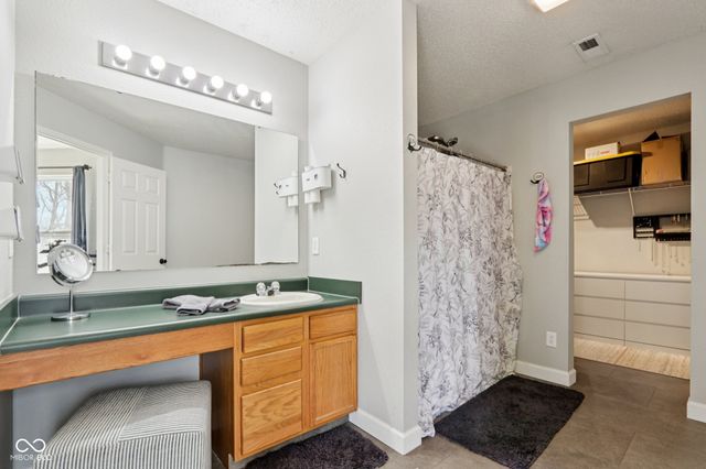 5724 Apple Branch Court, Indianapolis, IN 46237