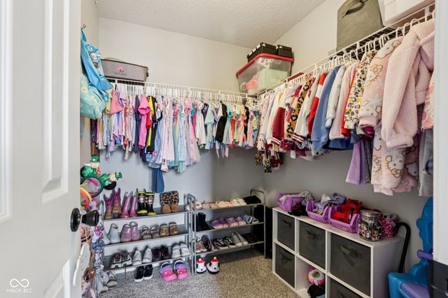 5724 Apple Branch Court, Indianapolis, IN 46237