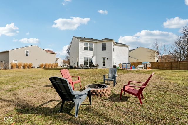 5724 Apple Branch Court, Indianapolis, IN 46237