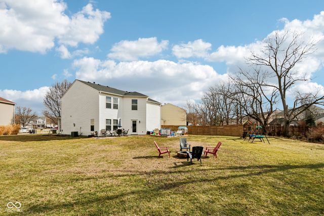 5724 Apple Branch Court, Indianapolis, IN 46237