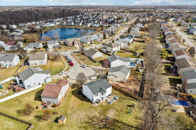 5724 Apple Branch Court, Indianapolis, IN 46237