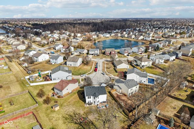 5724 Apple Branch Court, Indianapolis, IN 46237