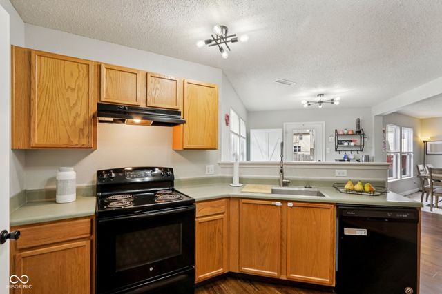 5724 Apple Branch Court, Indianapolis, IN 46237