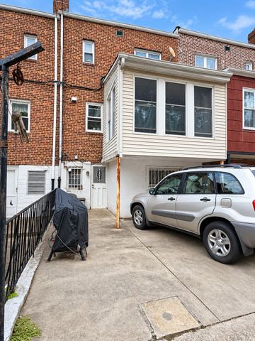 5262 79th Street, Elmhurst, NY 11373