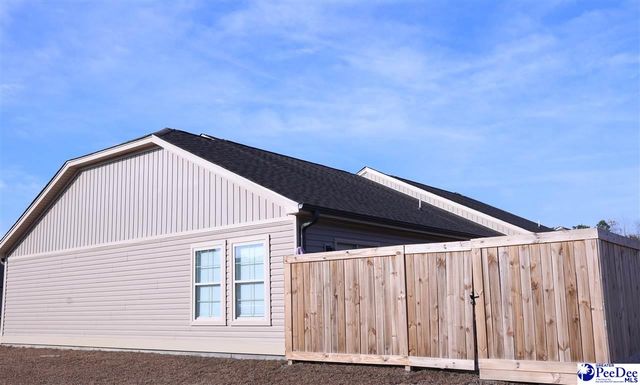 1701 Tuxedo Junction Road, Effingham, SC 29541