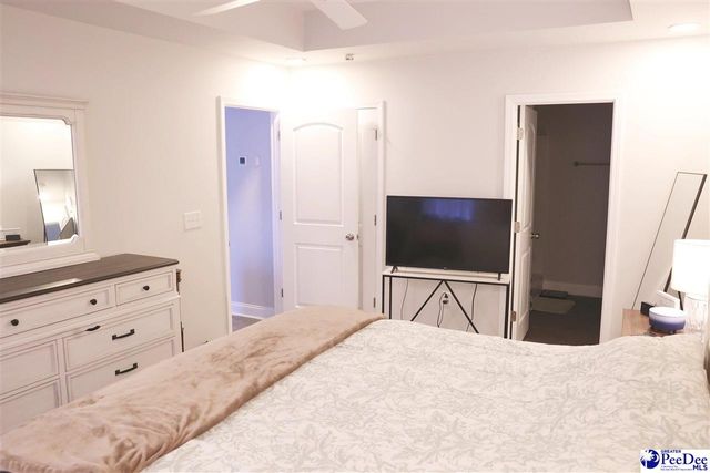 1701 Tuxedo Junction Road, Effingham, SC 29541