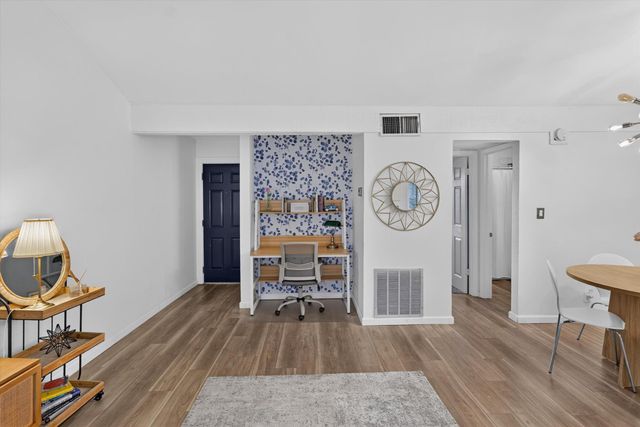 3018 S 1st ST 205, Austin, TX 78704
