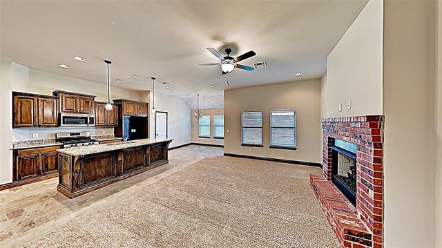 11025 SW 33rd Street, Yukon, OK 73099