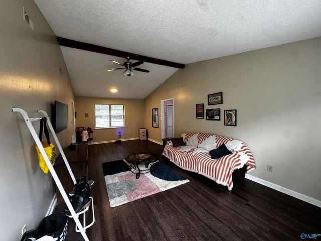 3137 NW Gayhart Drive NW, Huntsville, AL 35810