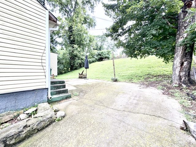 904 South 14th Street, Nashville, TN 37206