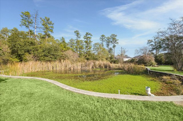 610 Saddlebrook Lane, Tomball, TX 77375