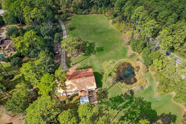 610 Saddlebrook Lane, Tomball, TX 77375