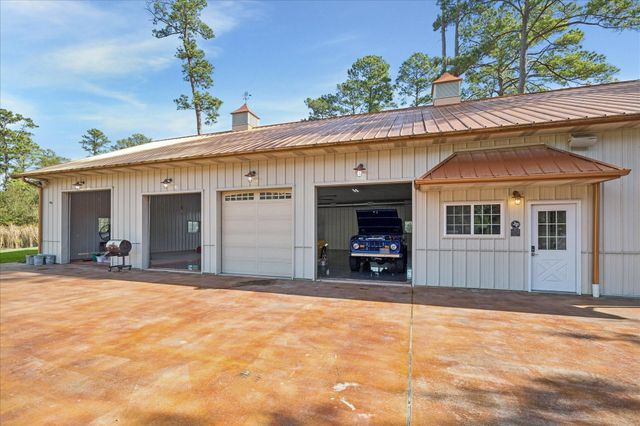 610 Saddlebrook Lane, Tomball, TX 77375