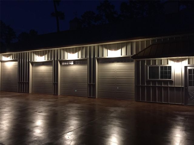 610 Saddlebrook Lane, Tomball, TX 77375