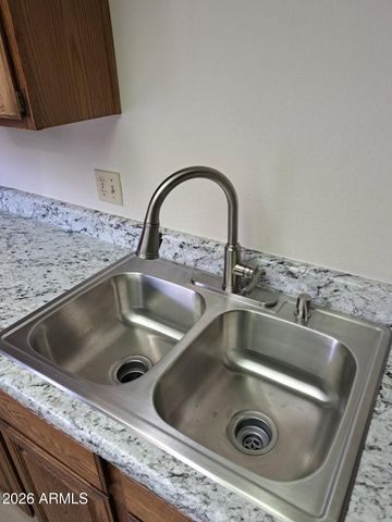 507 W KNOX Road, Chandler, AZ 85225