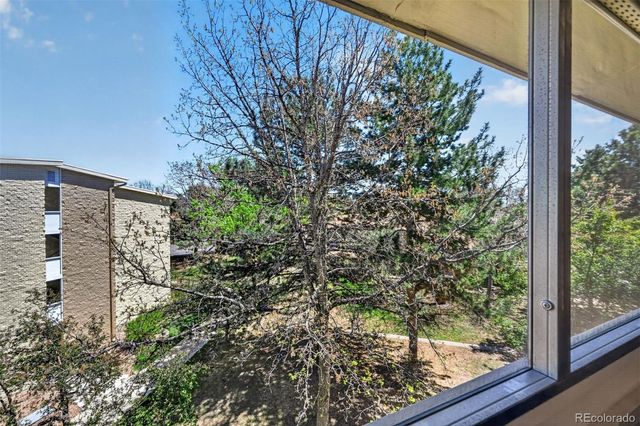 3184 S Heather Gardens Way 408, Aurora, CO 80014
