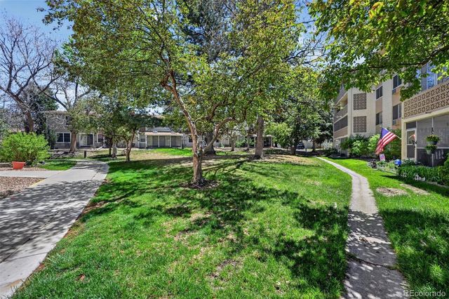 3184 S Heather Gardens Way 408, Aurora, CO 80014