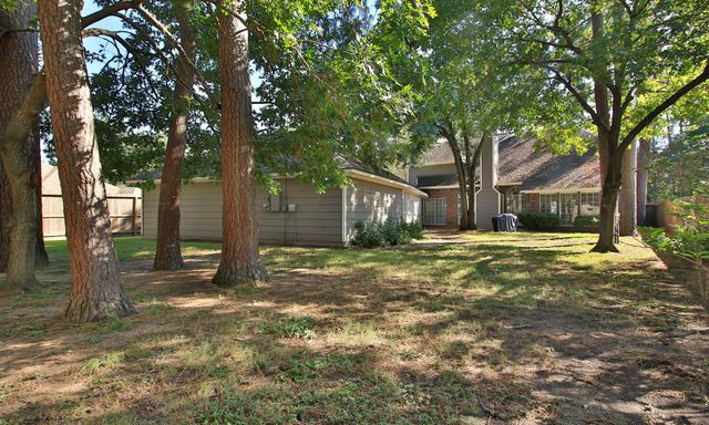 12120 Silver Creek Drive, Houston, TX 77070