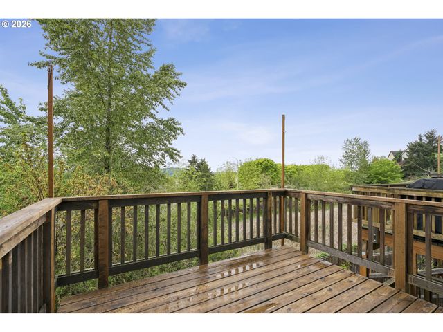 15630 Se VIVIAN Way, Happy Valley, OR 97086