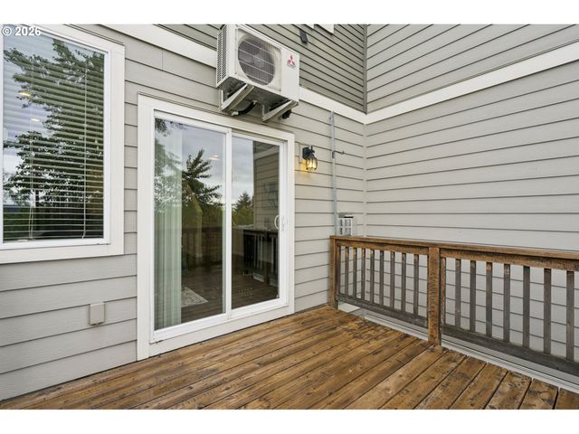 15630 Se VIVIAN Way, Happy Valley, OR 97086