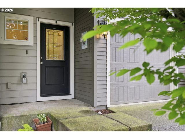 15630 Se VIVIAN Way, Happy Valley, OR 97086