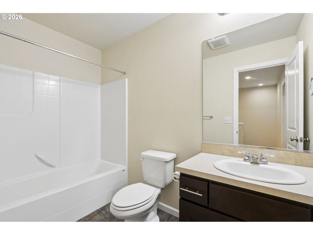 15630 Se VIVIAN Way, Happy Valley, OR 97086