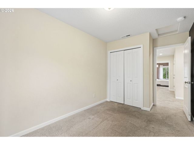 15630 Se VIVIAN Way, Happy Valley, OR 97086