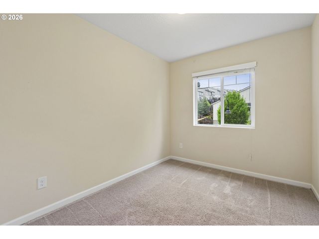 15630 Se VIVIAN Way, Happy Valley, OR 97086