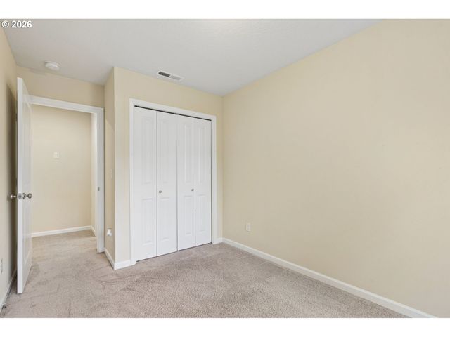 15630 Se VIVIAN Way, Happy Valley, OR 97086