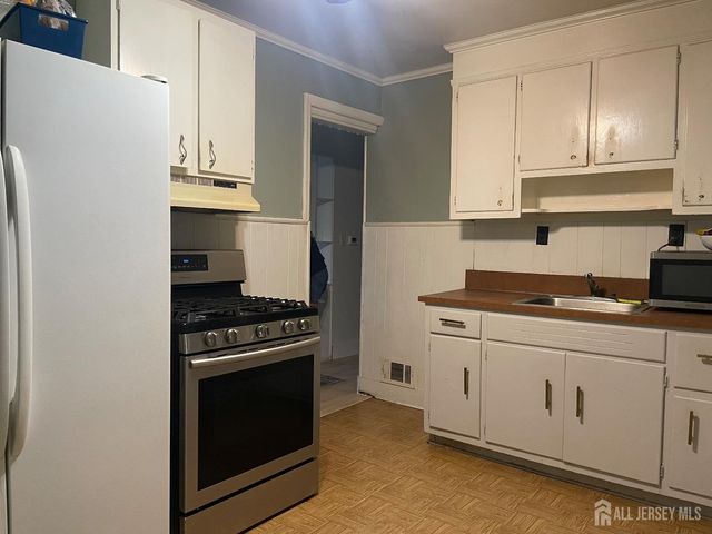 2705 Woodbridge Avenue, Edison, NJ 08817