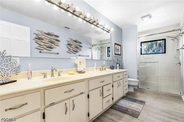 2805 8th AVE, St James City, FL 33956