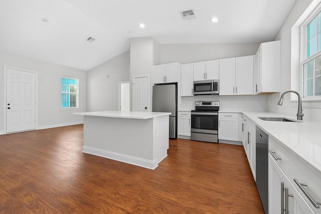 2650 TIFTON STREET S, St Petersburg, FL 33711