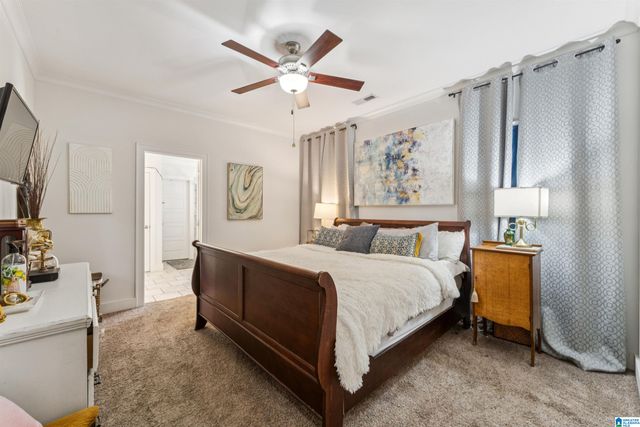 1033 EVAN CIRCLE, Chelsea, AL 35043