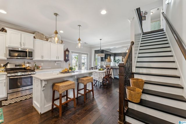 1033 EVAN CIRCLE, Chelsea, AL 35043