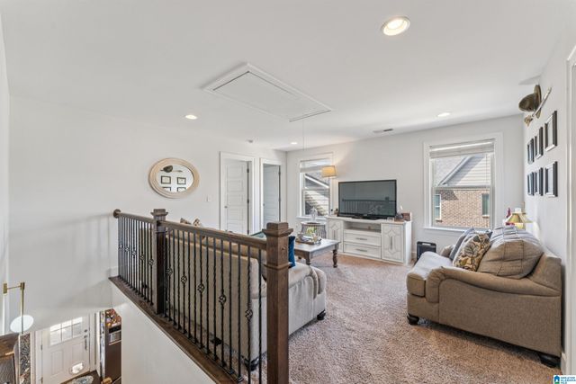 1033 EVAN CIRCLE, Chelsea, AL 35043